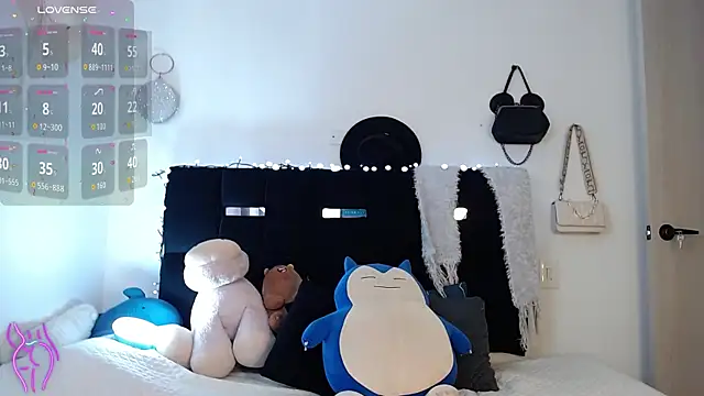 Camila Torresss online show from February 11, 7:41 pm