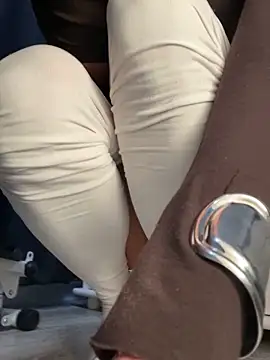 Lissa kis online show from April 4, 9:40 am