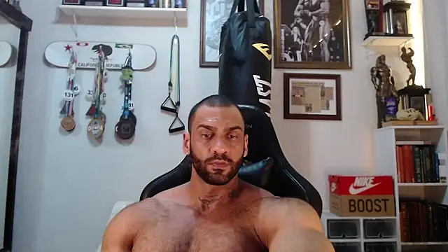 Snapshot of henryhadesflirt chatting on December 3, 7:23 pm henryhadesflirt online show from December 3, 7:23 pm