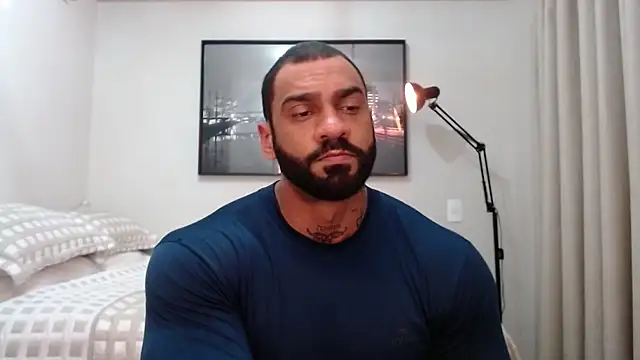 Snapshot of henryhadesflirt chatting on May 25, 11:33 pm henryhadesflirt online show from May 25, 11:33 pm