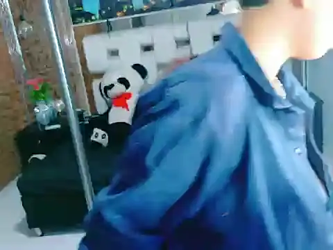 Snapshot of Twindesires chatting on October 19, 3:51 am Twindesires online show from October 19, 3:51 am