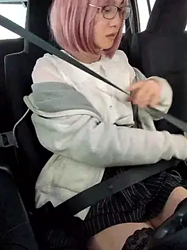 takusaki223 online show from March 13, 6:20 am