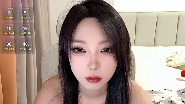 Snapshot of Puppy-12 chatting on October 3, 9:06 am Puppy-12 online show from October 3, 9:06 am