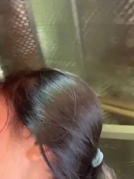 Snapshot of Halyy_xx chatting on October 5, 7:07 am Halyy xx online show from October 5, 7:07 am