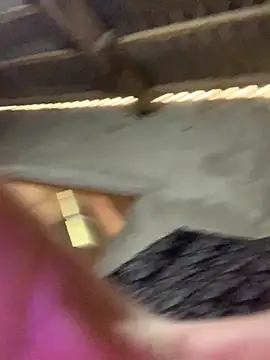 Snapshot of Halyy_xx chatting on October 16, 4:24 am Halyy xx online show from October 16, 4:24 am