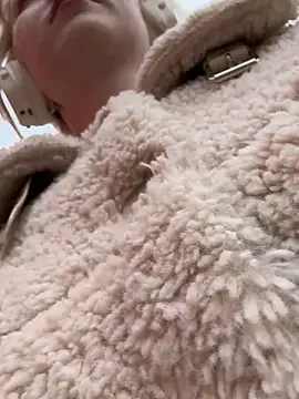 RonnieKiss online show from October 27, 5:22 am