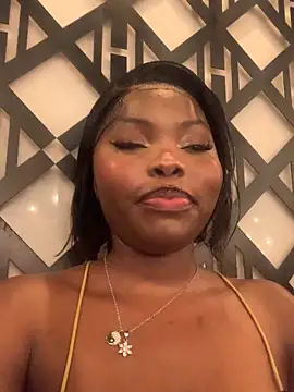 Snapshot of 21shazzy chatting on September 20, 11:28 pm 21shazzy online show from September 20, 11:28 pm