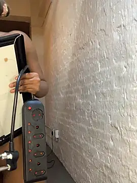 Snapshot of 21shazzy chatting on October 27, 5:39 pm 21shazzy online show from October 27, 5:39 pm