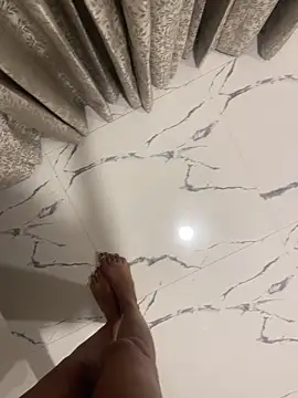 Snapshot of Sexy_2holic3 chatting on October 26, 10:47 pm Sexy 2holic3 online show from October 26, 10:47 pm