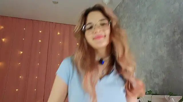 Snapshot of vivyboo111 chatting on March 11, 8:26 pm vivyboo111 online show from March 11, 8:26 pm