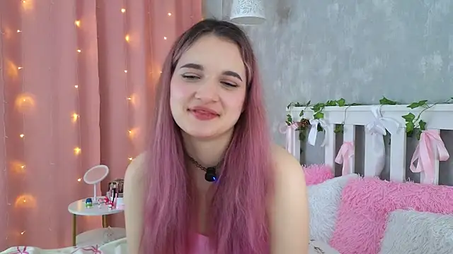 Snapshot of vivyboo111 chatting on May 19, 8:59 pm vivyboo111 online show from May 19, 8:59 pm