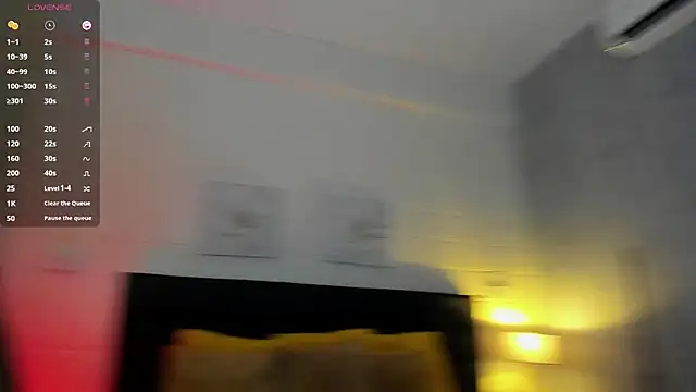 EmillyLim online show from November 14, 8:07 pm