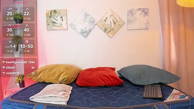 liam twiink online show from November 25, 8:09 pm