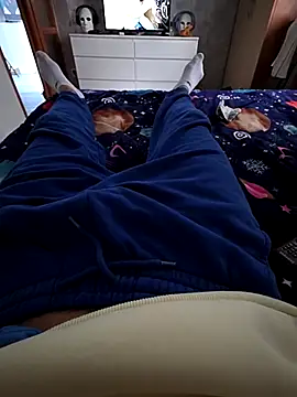 Snapshot of Foxbiker chatting on September 29, 11:15 am Foxbiker online show from September 29, 11:15 am