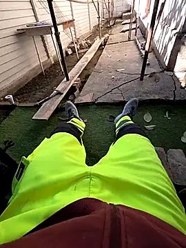 Snapshot of Foxbiker chatting on October 20, 8:59 am Foxbiker online show from October 20, 8:59 am