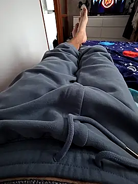 Snapshot of Foxbiker chatting on February 13, 1:29 pm Foxbiker online show from February 13, 1:29 pm