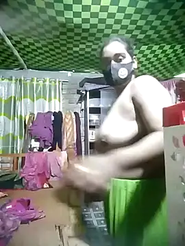 Snapshot of Eliza-03 chatting on September 23, 3:20 am Eliza-03 online show from September 23, 3:20 am