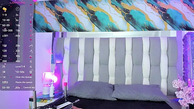 IsaDiiaz online show from March 7, 5:15 am