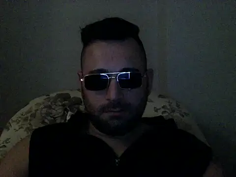 Snapshot of izlebeni_ chatting on November 17, 6:46 pm izlebeni online show from November 17, 6:46 pm