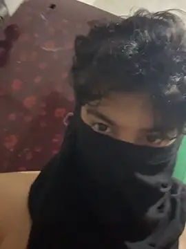 Snapshot of hiii_hottea chatting on December 14, 12:43 pm hiii hottea online show from December 14, 12:43 pm