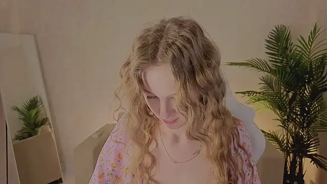 kianawhite online show from February 17, 9:50 am