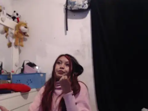 Snapshot of dulce-emily18 chatting on September 21, 3:19 am dulce-emily18 online show from September 21, 3:19 am