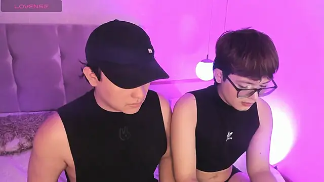 Boy2Boy Aheat online show from October 15, 12:49 pm