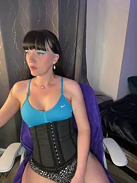 MaciiMayy online show from June 16, 11:40 pm