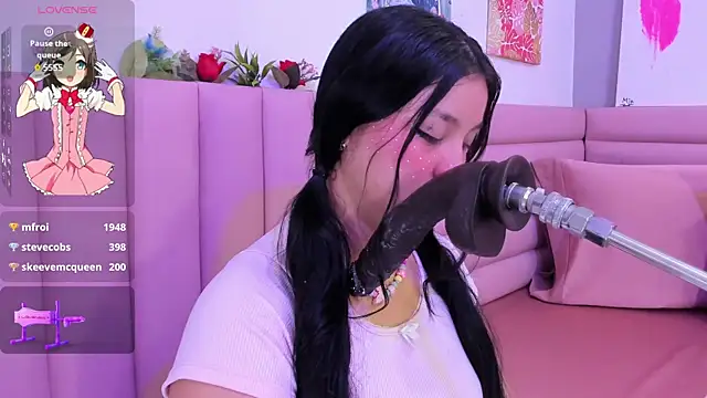 mia celezte online show from April 19, 11:42 am