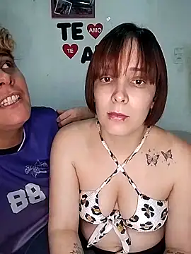 Snapshot of catperigosa chatting on October 31, 3:13 pm catperigosa online show from October 31, 3:13 pm