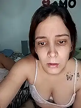 Snapshot of catperigosa chatting on November 1, 10:45 pm catperigosa online show from November 1, 10:45 pm