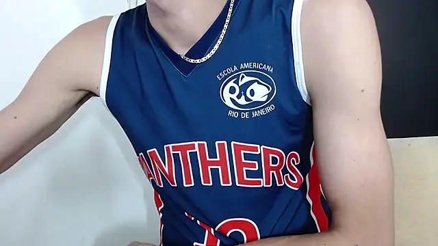 LATINO27CM online show from November 29, 11:41 pm