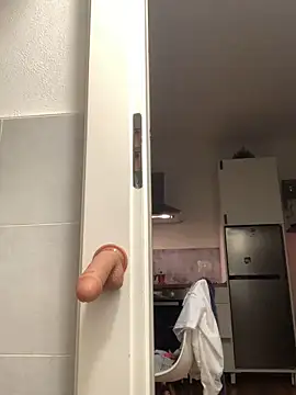 alessiobaz online show from February 2, 2:10 am