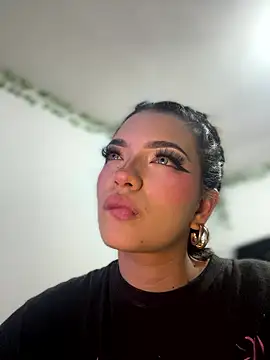 Snapshot of Dark___desire chatting on January 19, 1:09 am Dark desire online show from January 19, 1:09 am