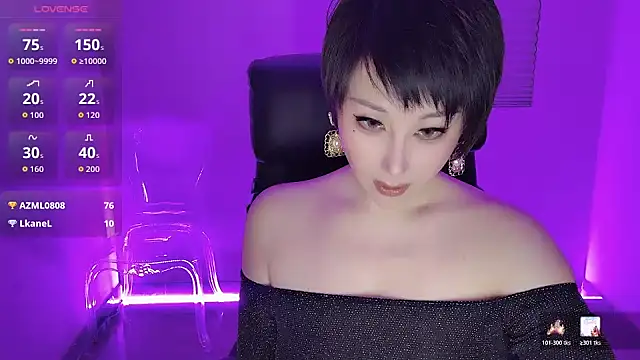 Snapshot of Goddess_Jin chatting on February 9, 4:33 pm Goddess Jin online show from February 9, 4:33 pm