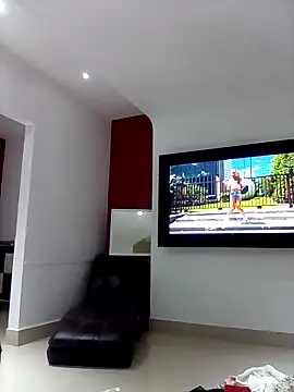 transreyna online show from March 1, 4:44 pm