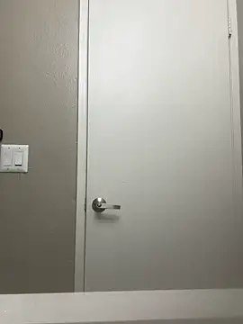 Snapshot of Zellyzelly2100 chatting on November 15, 12:41 am Zellyzelly2100 online show from November 15, 12:41 am