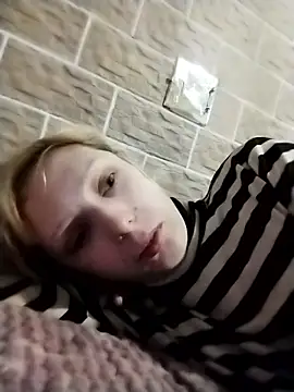 Ponka2011 online show from November 8, 6:24 am