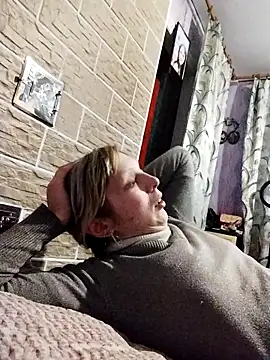 Ponka2011 online show from December 18, 5:57 am