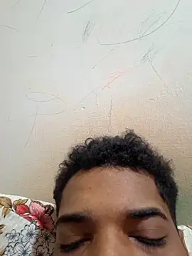 Snapshot of Daiv69x chatting on September 23, 9:23 am Daiv69x online show from September 23, 9:23 am