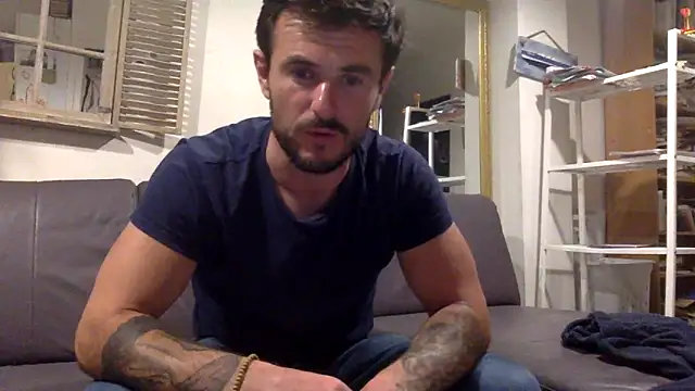 Snapshot of PabloelBraquemart chatting on May 19, 8:37 pm PabloelBraquemart online show from May 19, 8:37 pm
