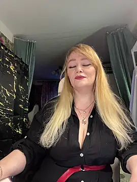 Sweet-blonde online show from March 10, 9:53 pm
