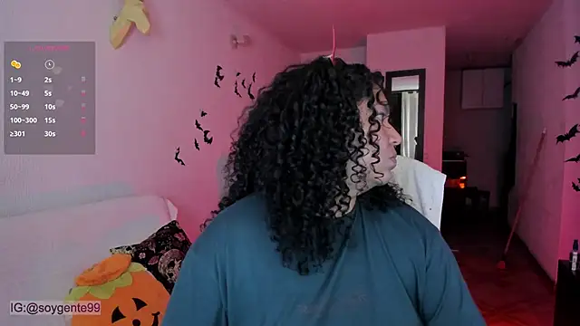 Chubby Licius online show from October 29, 11:28 pm