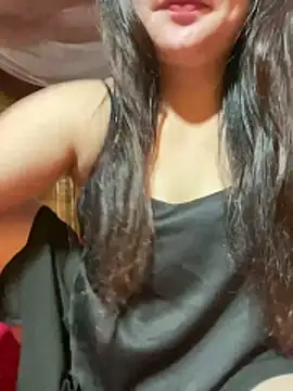 violet-00 online show from May 7, 3:23 am