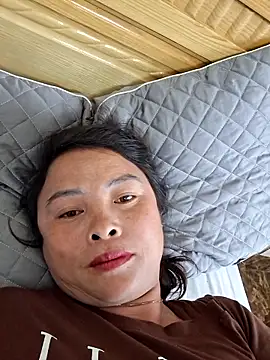 xuxulovezz online show from November 18, 1:55 am