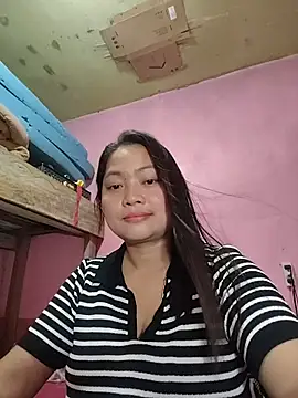 radiantbloom online show from January 18, 12:31 pm