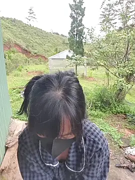 Helen-Tran online show from November 18, 2:06 am