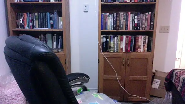 Snapshot of Vinyl22@xh chatting on May 30, 7:27 am Vinyl22xh online show from May 30, 7:27 am
