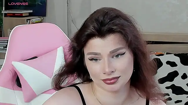 Snapshot of bbJ_one chatting on July 20, 10:39 am bbJ one online show from July 20, 10:39 am