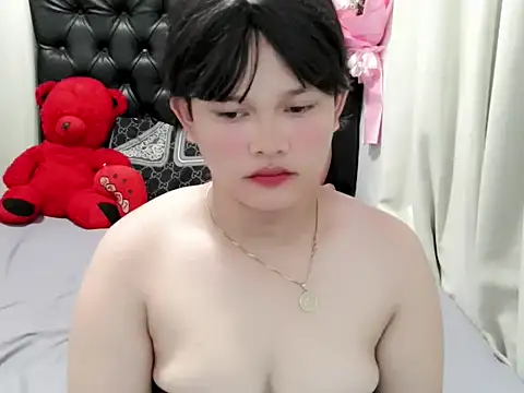 chennybbgirl online show from June 19, 2:32 pm